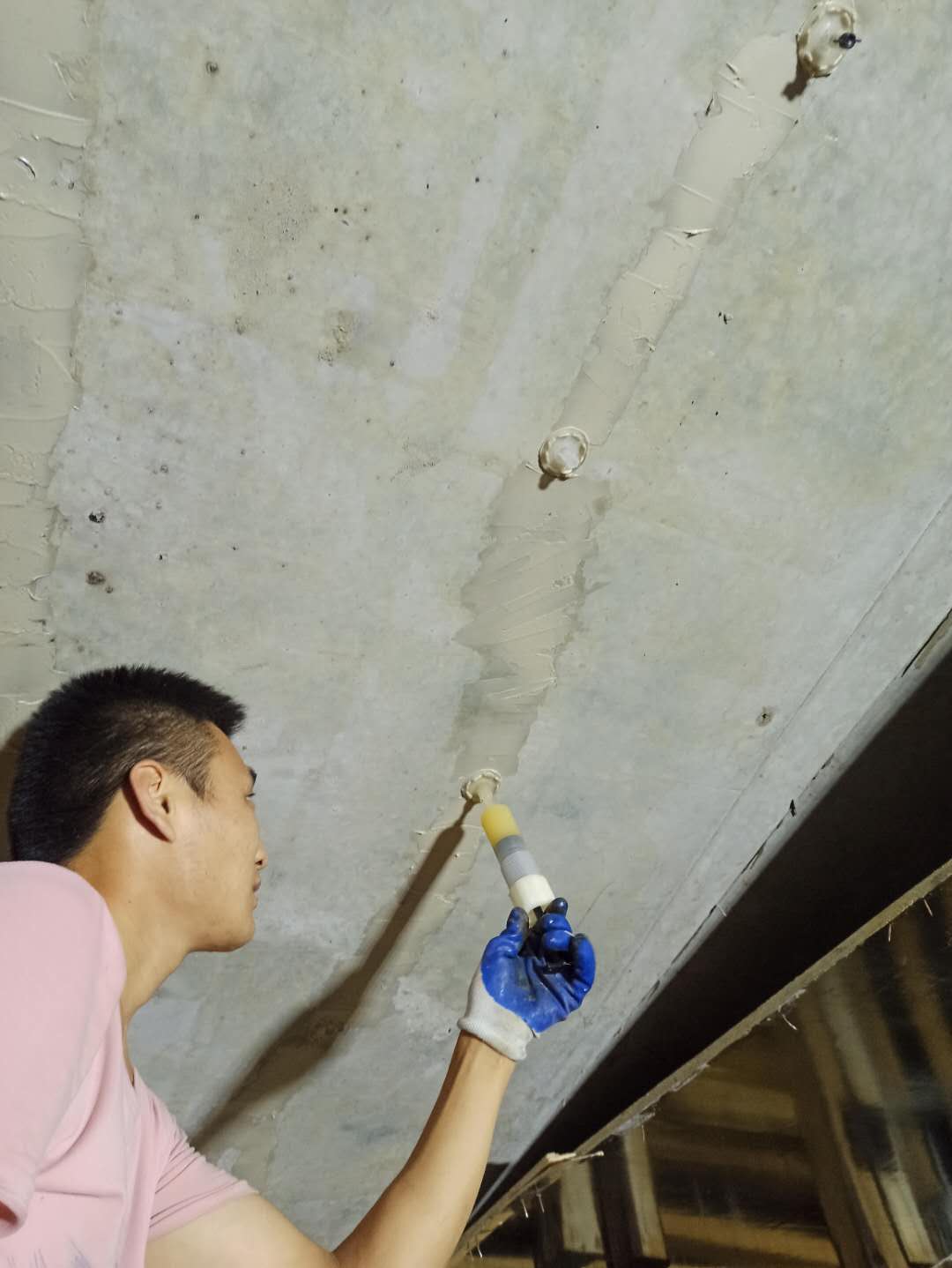淮安房屋墙体裂缝施工方法